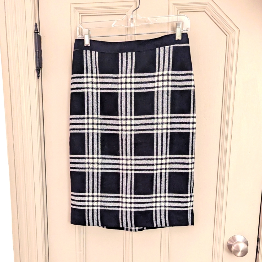 Classic Talbots Black and White Plaid Skirt